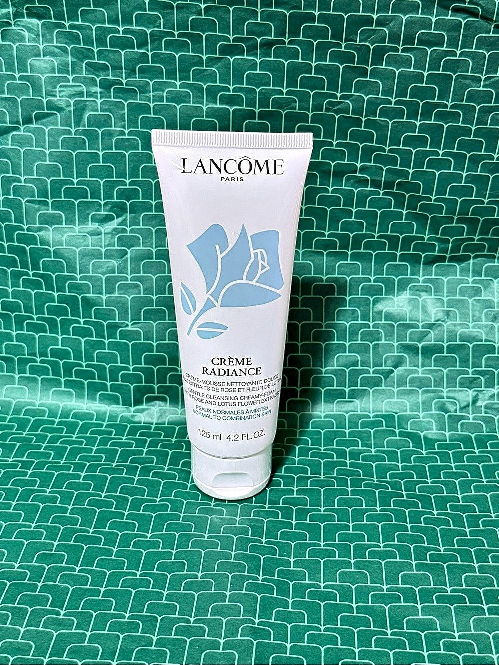 Lancôme Crème Radiance Clarifying Cream-to-Foam Cleanser full size 4.2oz(125ml)